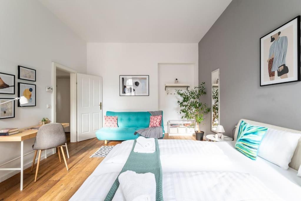 Cool 1br Near Metro & Center By Hm Apartment