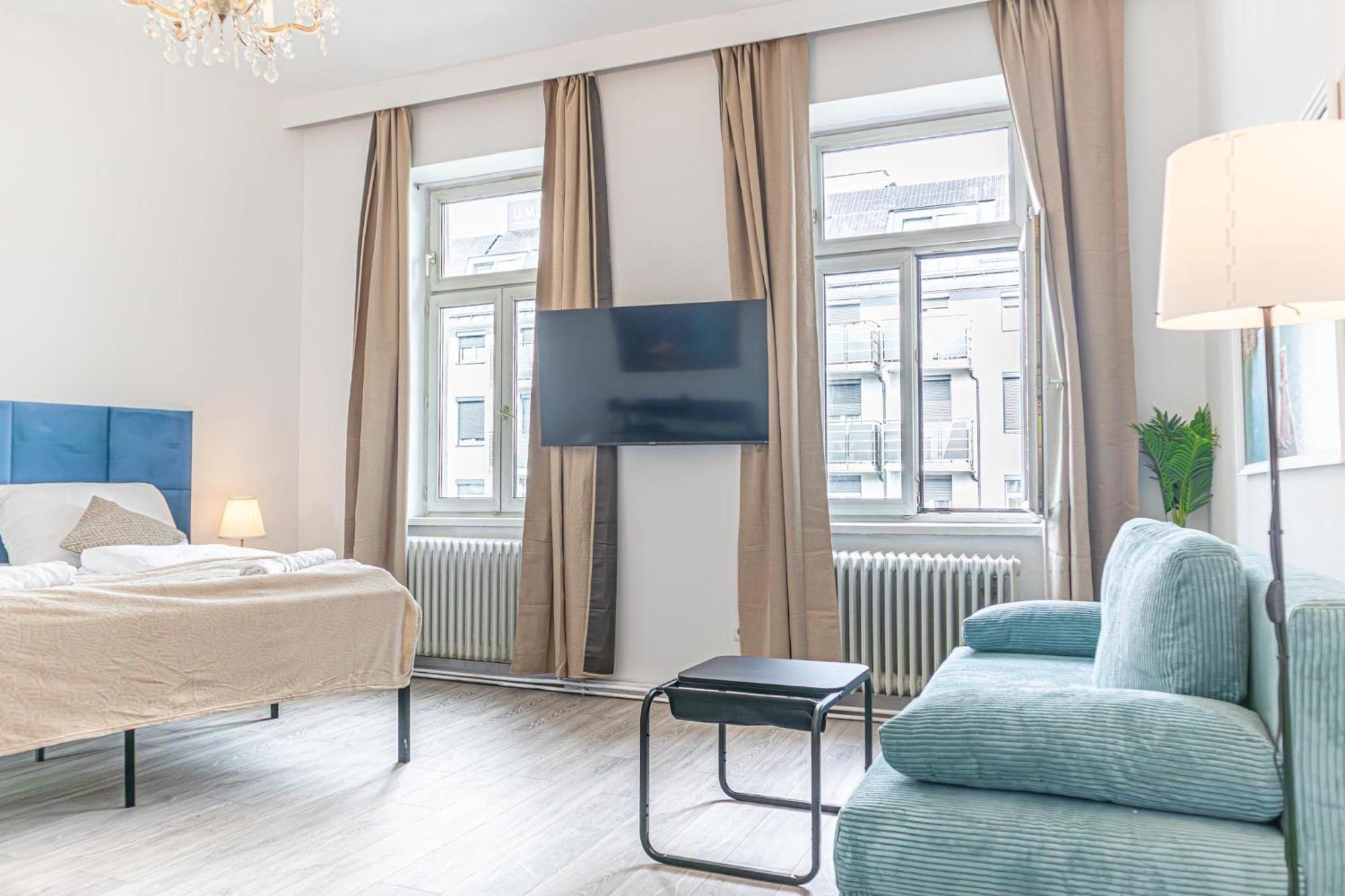 Convenient 2br Apt. Near U6 Station Am Schoepfwerk * Viena