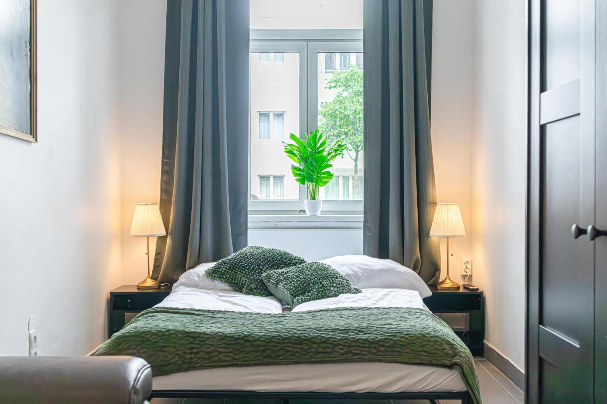 Appartamento Welcoming 1br Apt- Near U6 Station Am Schoepfwerk