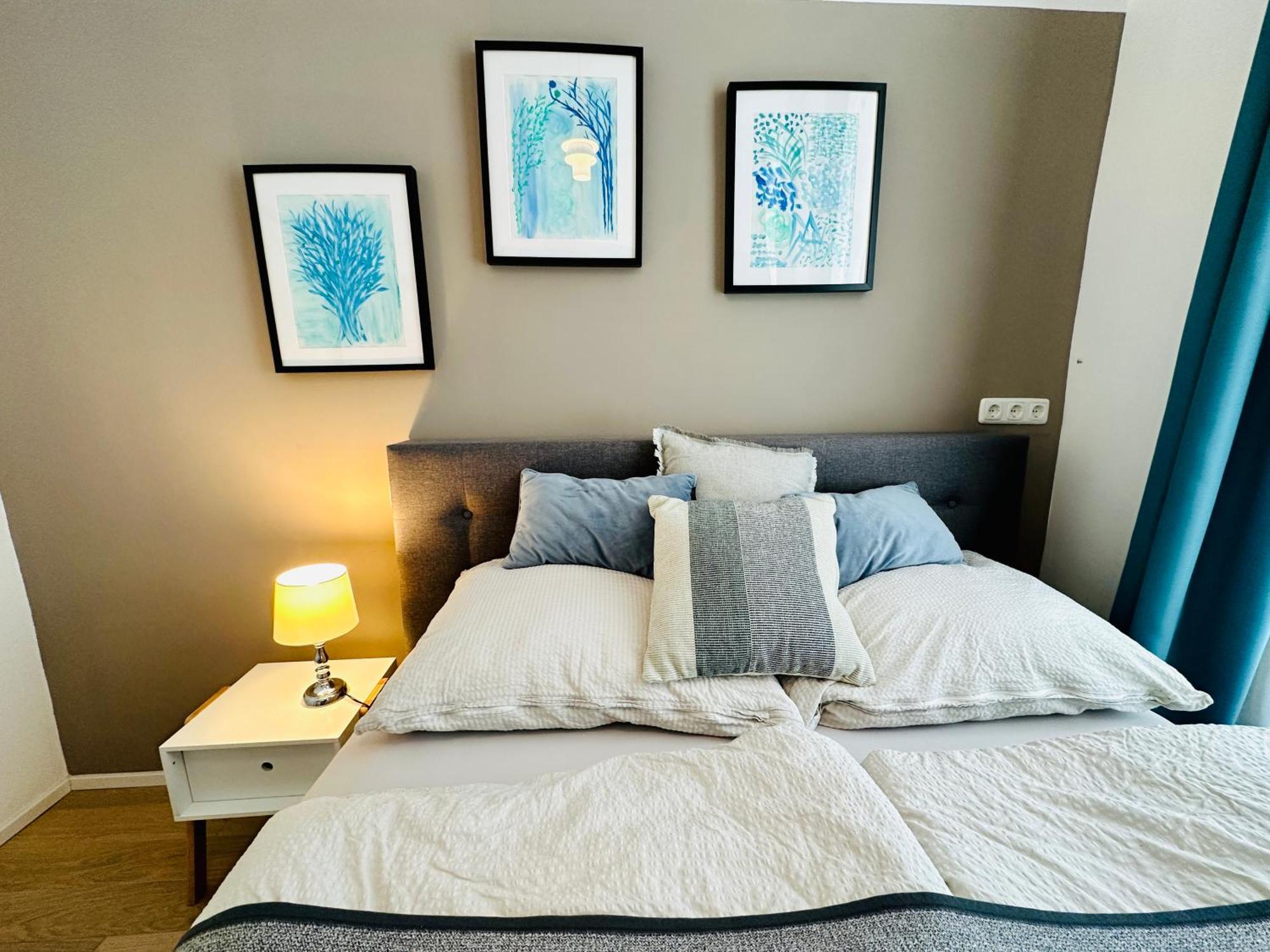 Apartment Book-a-room Panda-apartments