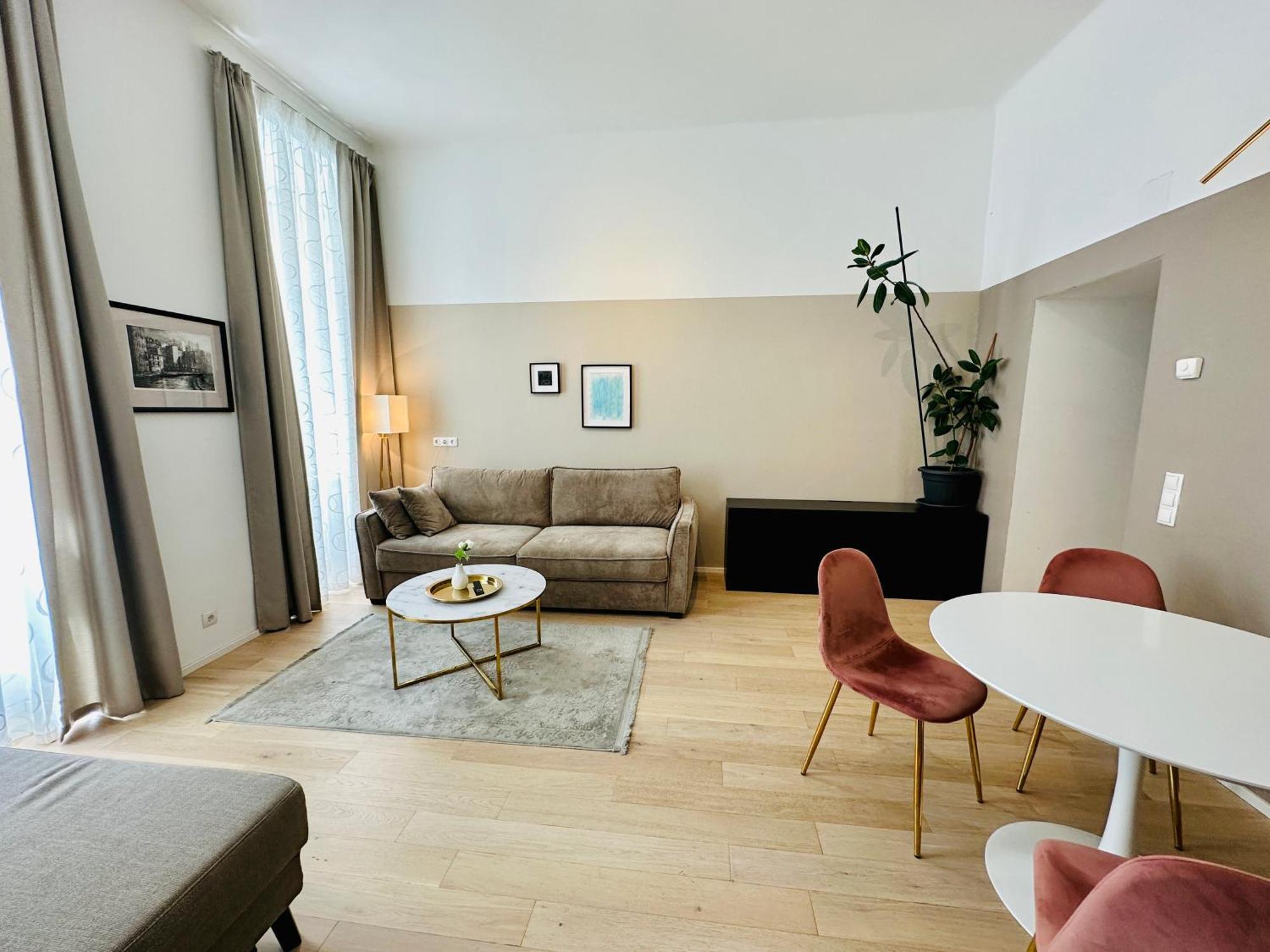 Book-a-room Panda-apartments