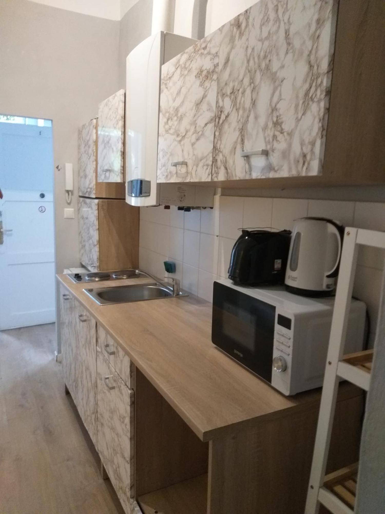 Beautiful 1br Comfortable Design - Located Vienna
