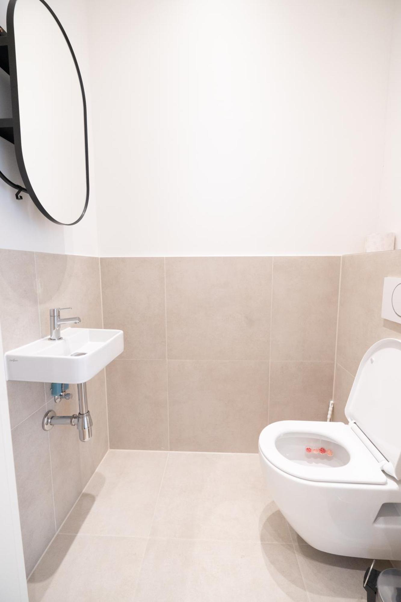 4ty3 - Spacious In The Heart Of The 8th District Is Calling Wien