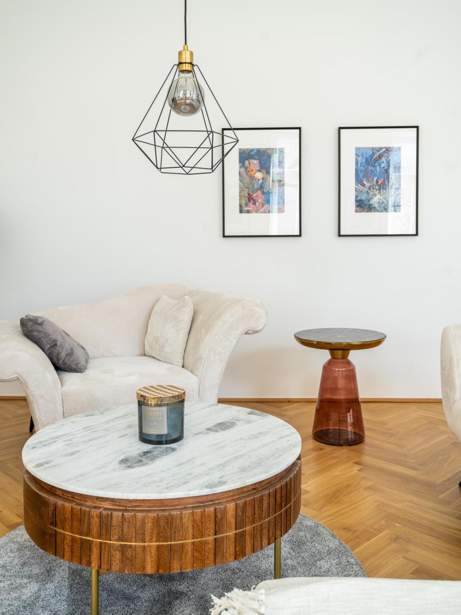 4ty3 - Spacious In The Heart Of The 8th District Is Calling * Wien