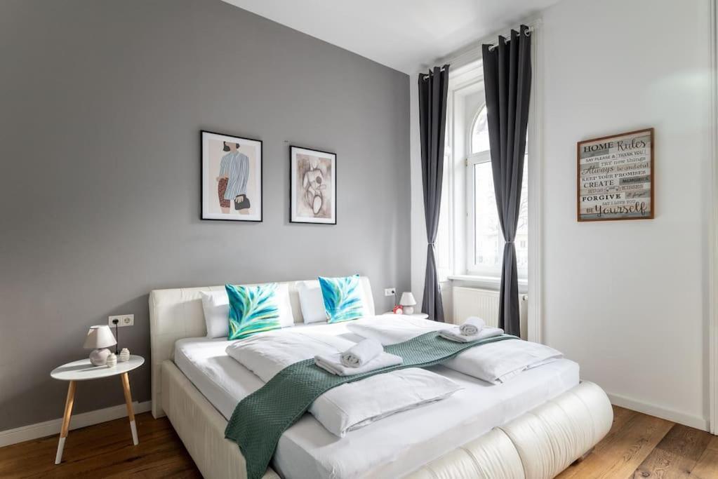 Cool 1br Near Metro & Center By Hm Apartment