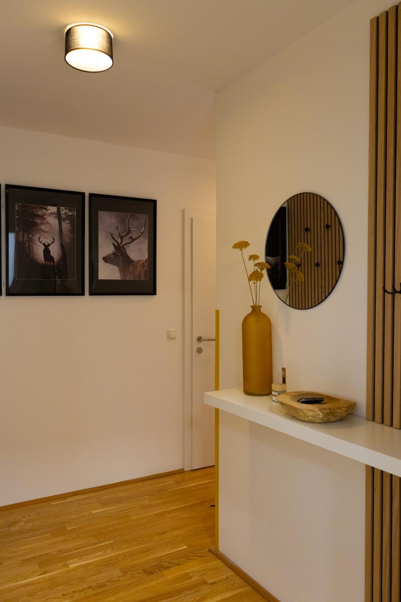 Danube Lodge, Uptown, A/c Apartment *