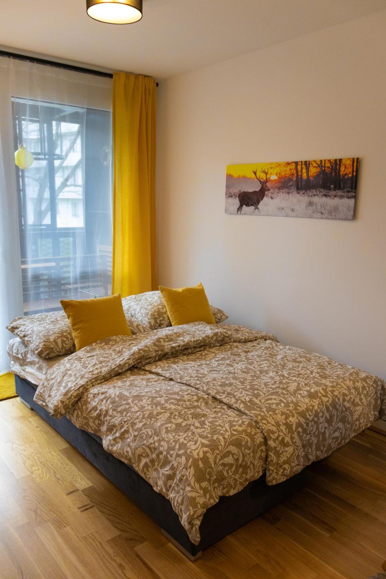 Danube Lodge, Uptown, A/c Apartment