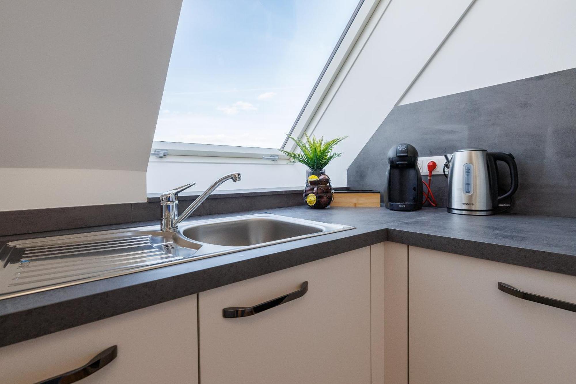 Symphony 38 - Modern Loft With Terrace And Grill In Location