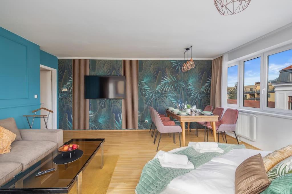 Apartment „luxury Loft View“ 4br / Near Centre / Schoenbrun *