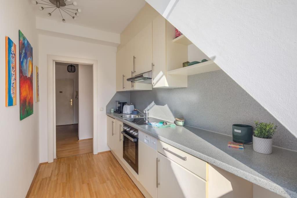 „luxury Loft View“ 4br / Near Centre / Schoenbrun Apartment