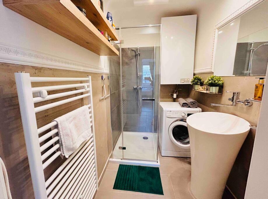 Dreamy Home: Central And With Perfect Connections *