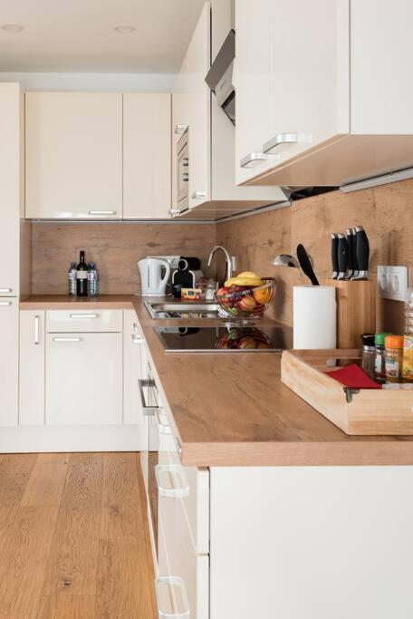 12 Panorama Design Apartment Vienna