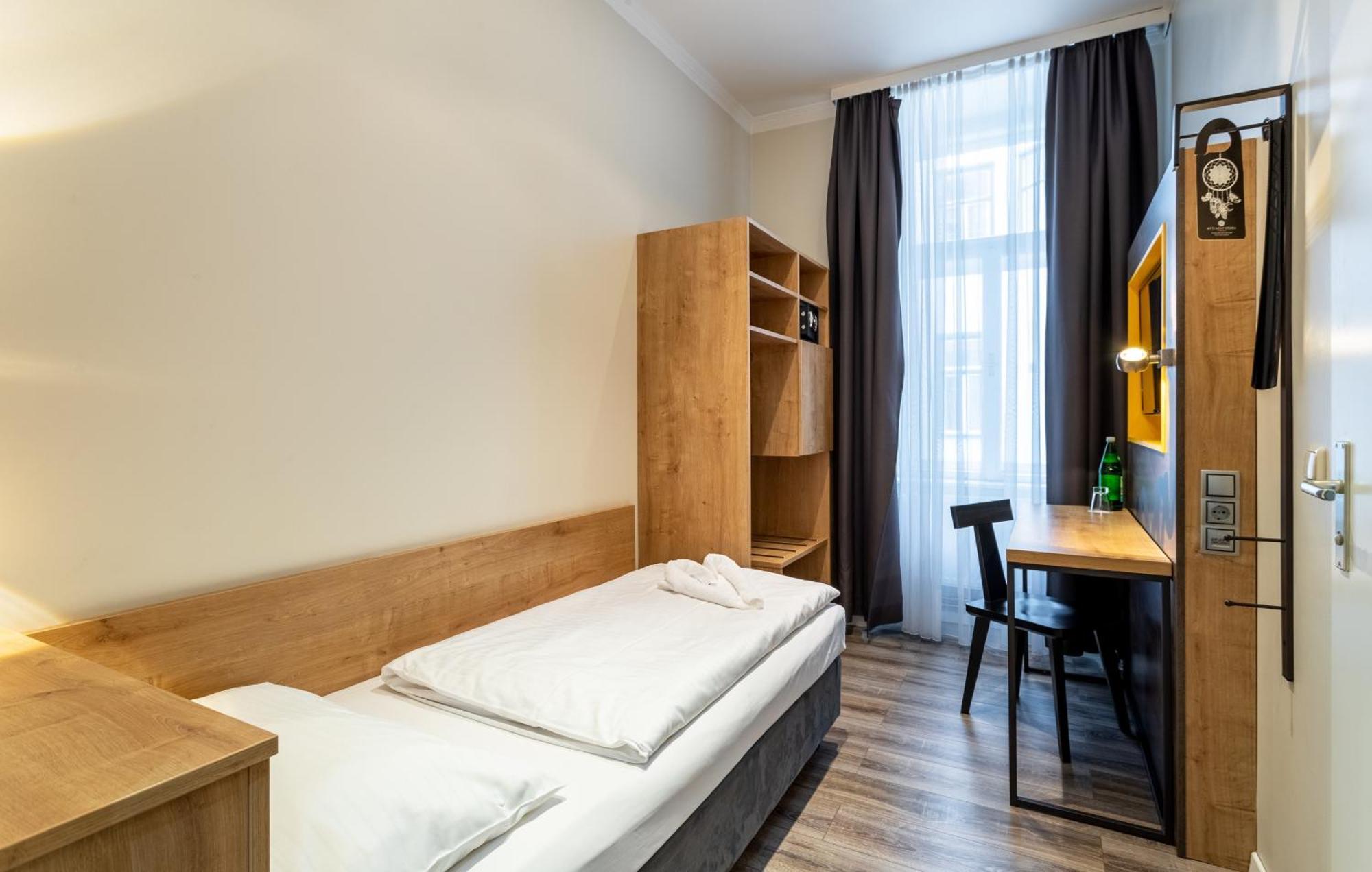 Hotel Westbahn 3*