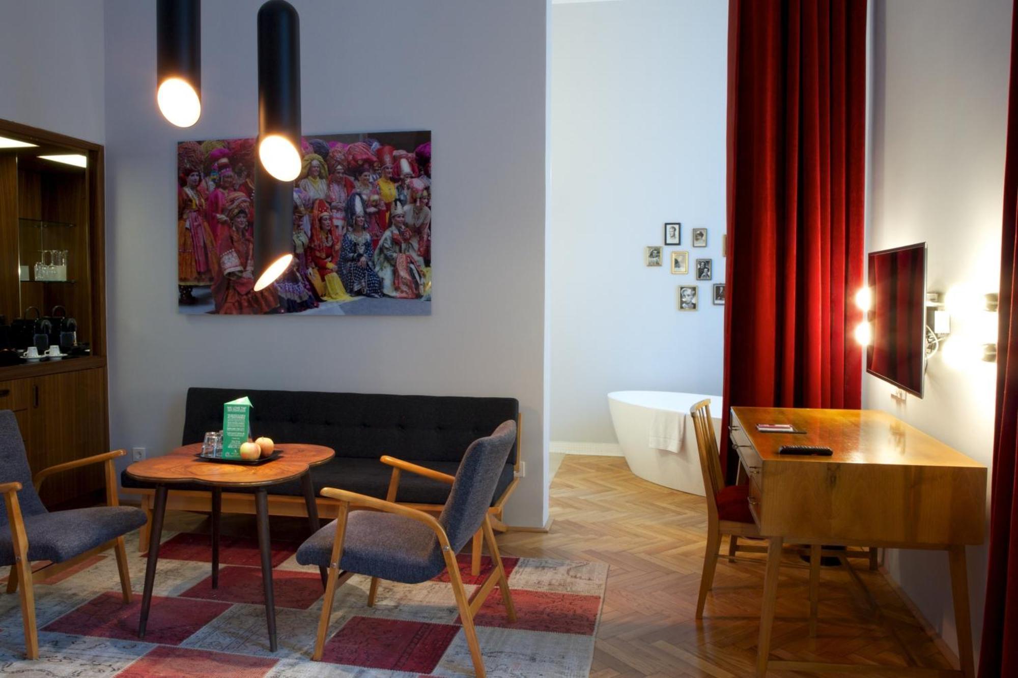 Small Luxury Altstadt Hotel 4*
