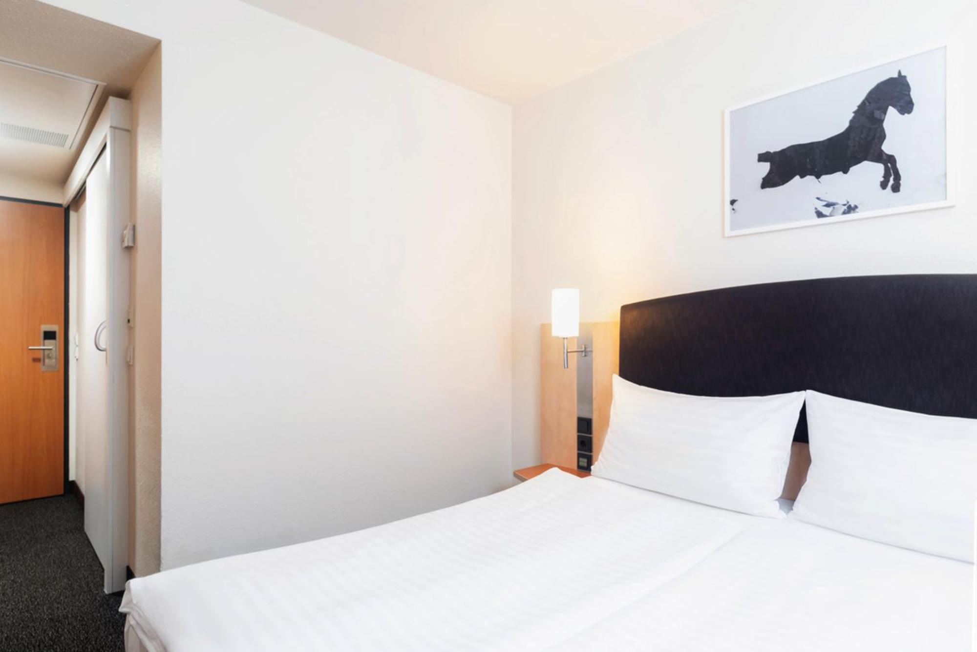 Intercityhotel 4* Vienna