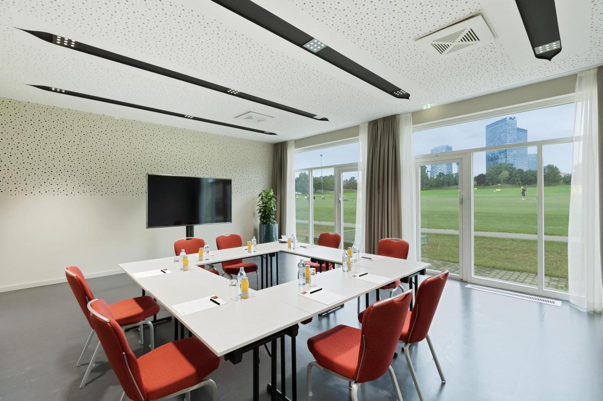 Austria Trend Bosei Hotel 4*