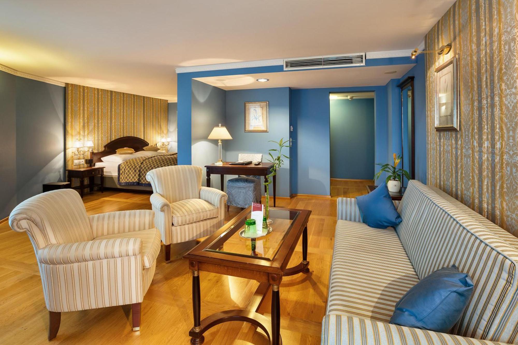Austria Trend Ananas Hotel