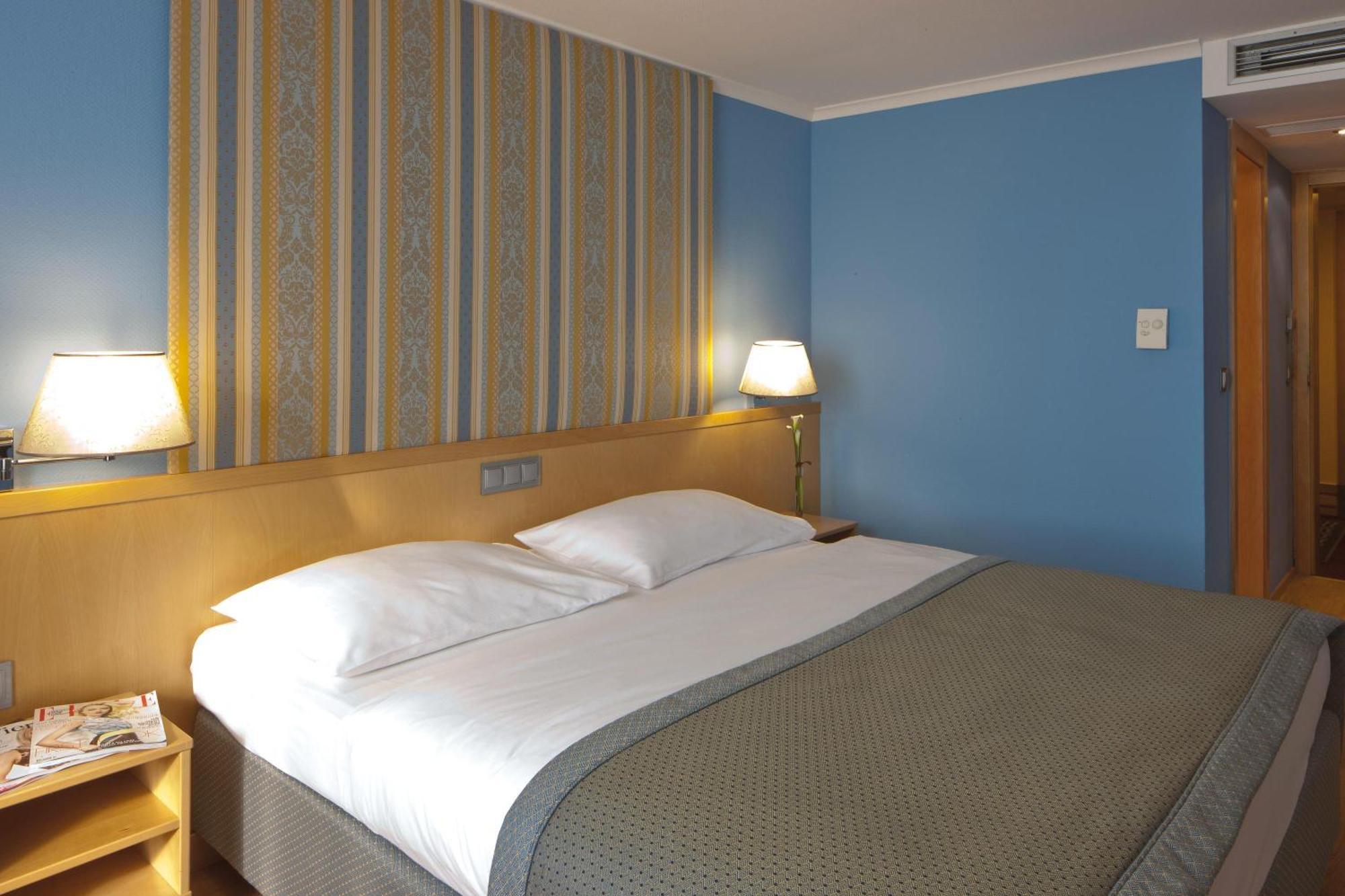 Austria Trend Ananas 4* Vienna