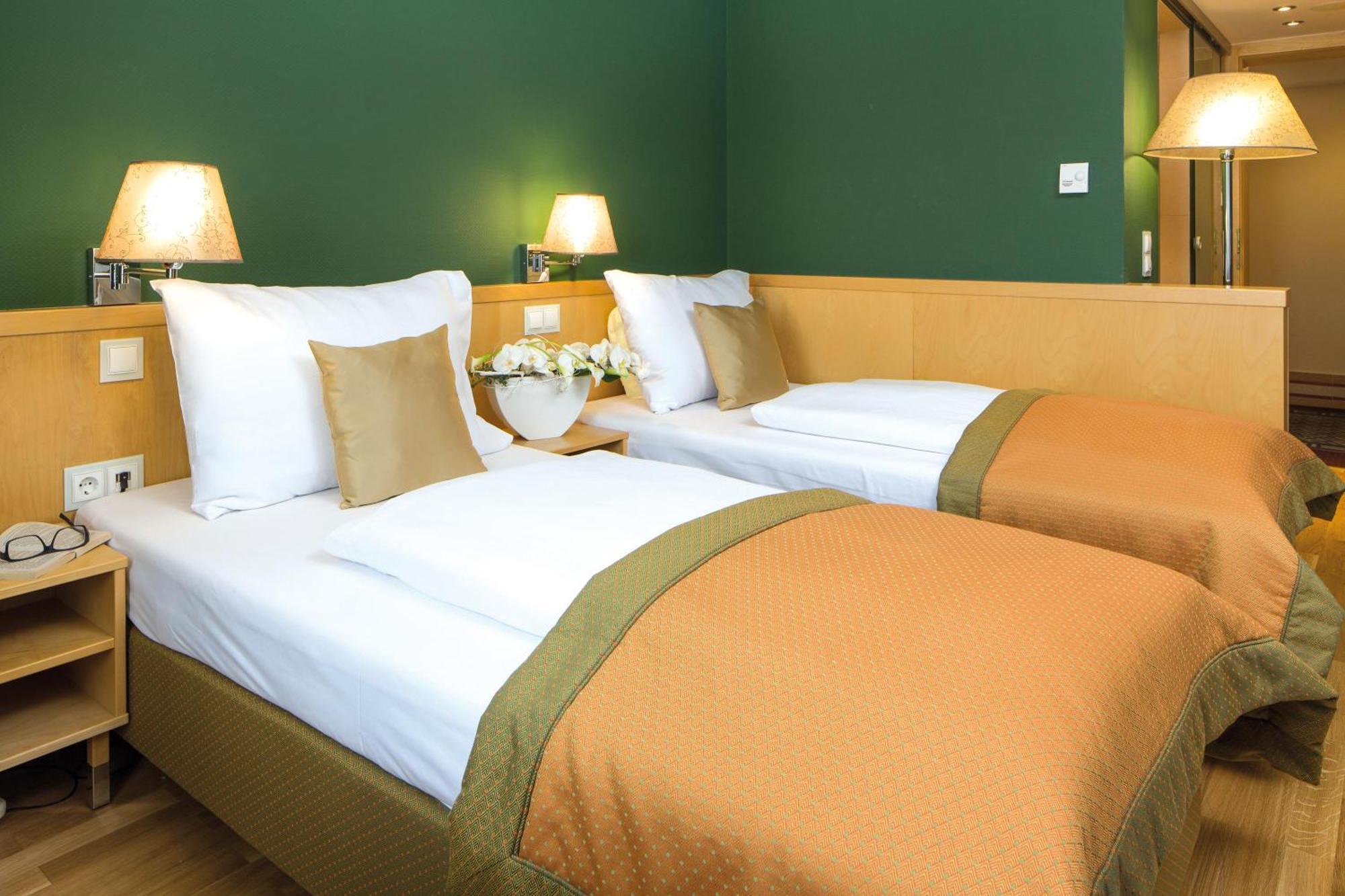 Austria Trend Ananas Hotel Vienna