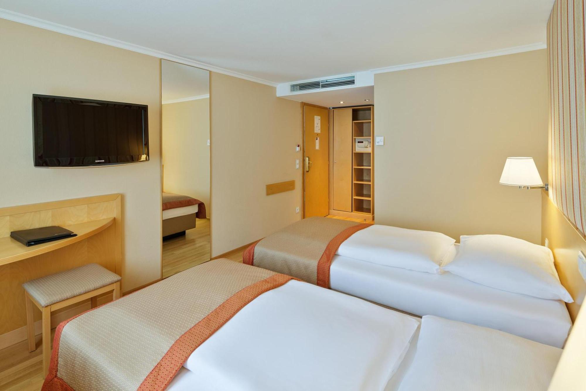 Austria Trend Ananas Hotel Vienna