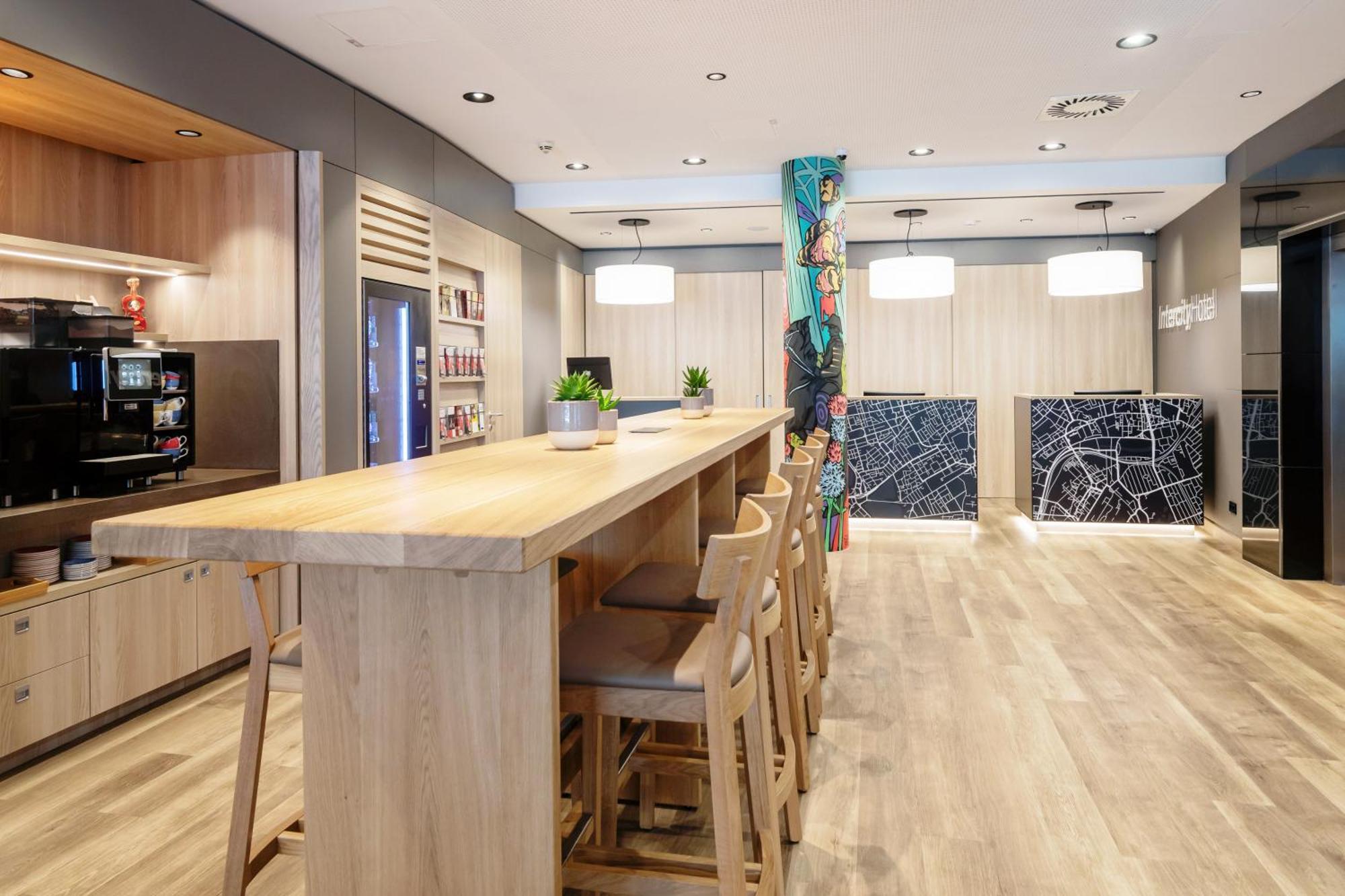 Intercityhotel Hotel 4*