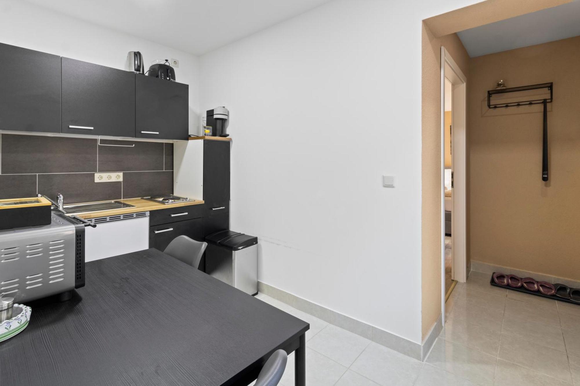 Apartment City & Air Link Nahe Flughafen Und Zentrum