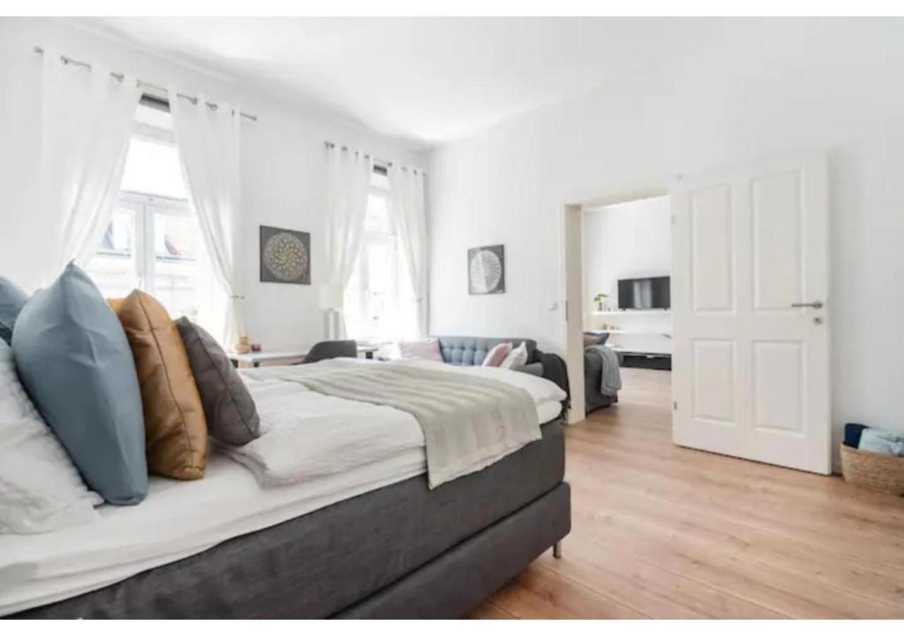 Luxurious And Bright, 5 Min To City Center *