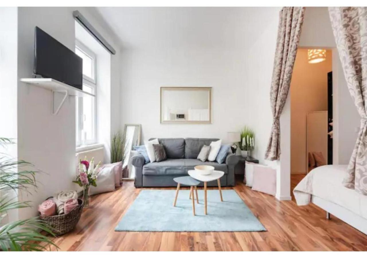 Luxurious And Bright, 5 Min To City Center Apartamento Viena