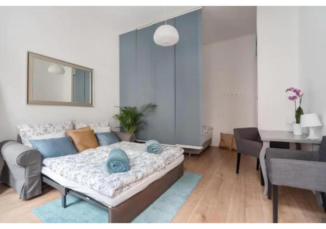 Luxurious And Bright, 5 Min To City Center Apartamento Viena