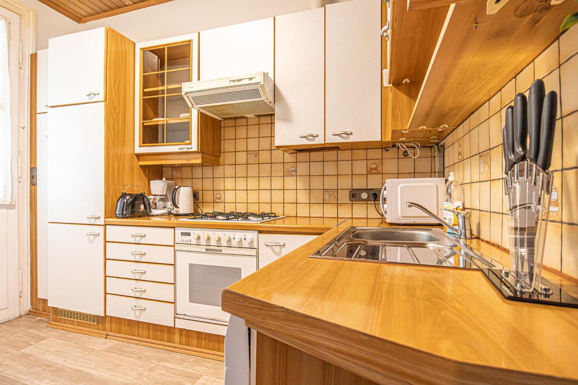 1br Apt. Urban Oasis By Stadthalle * Vienna