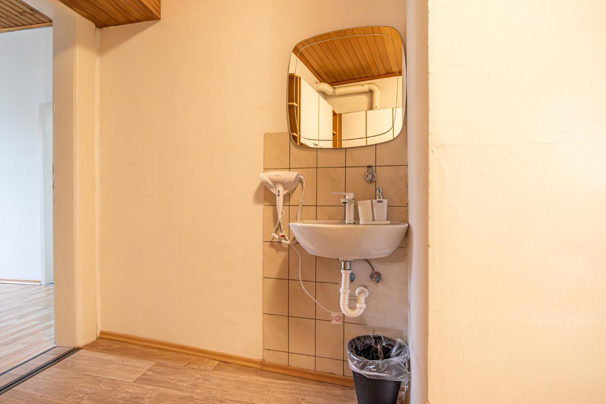 1br Apt. Urban Oasis By Stadthalle