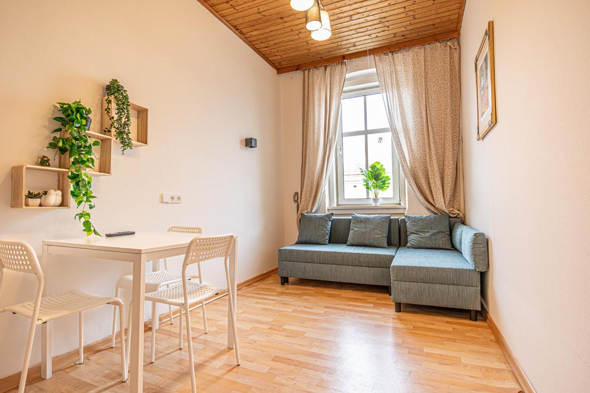 1br Apt. Urban Oasis By Stadthalle * Vienna