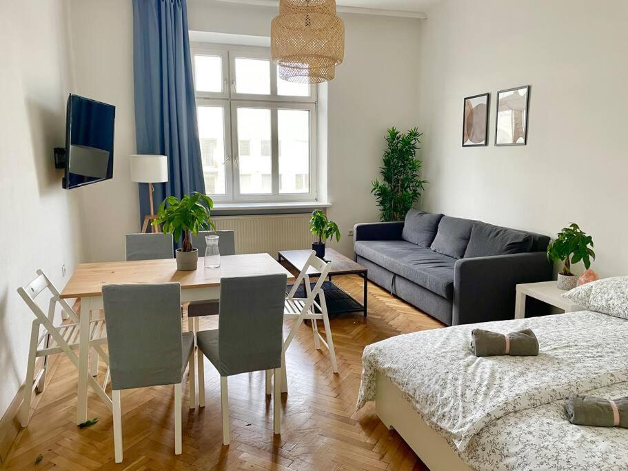 55m2 Stylish With Netflix - 15 Min To Center Apartment *