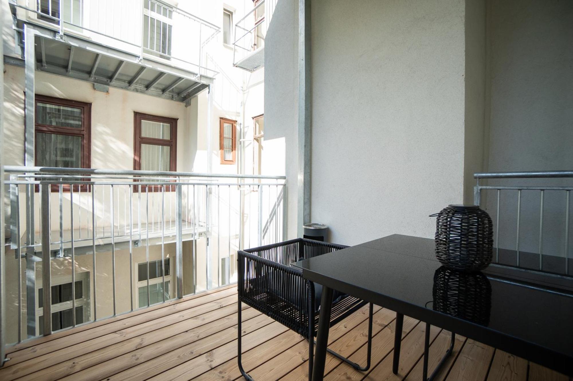 Modern With A Balcony Near Belvedere Vienna