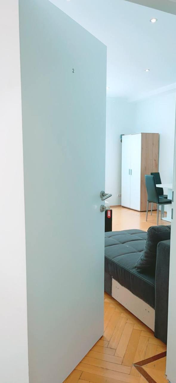 Deluxe In Keplerplatz Homestay Vienna