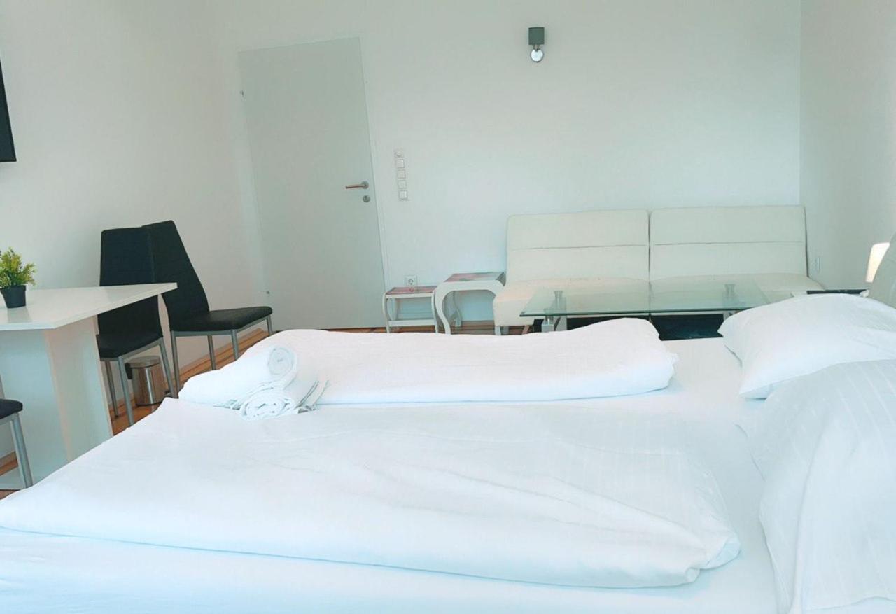 Homestay Deluxe In Keplerplatz