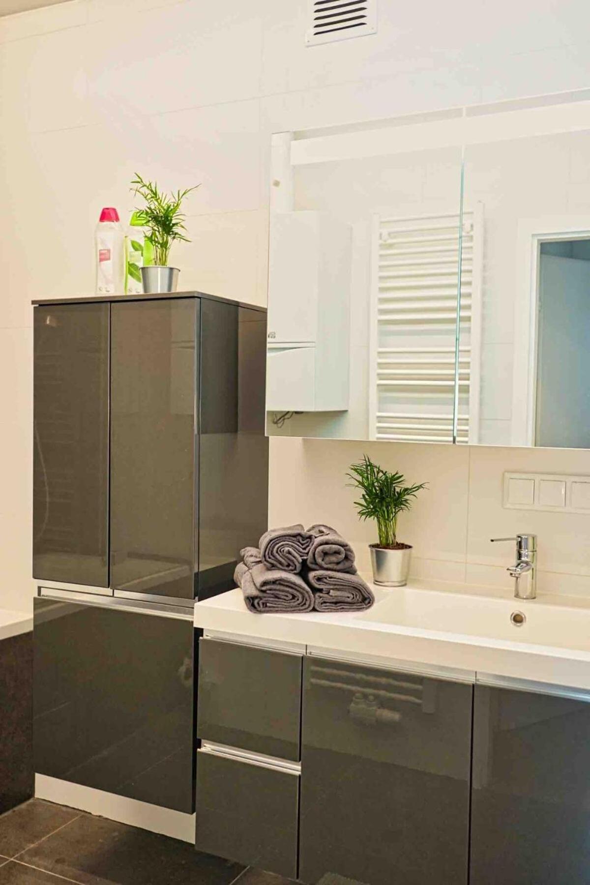 Apartment Beautiful 2 Bedroom