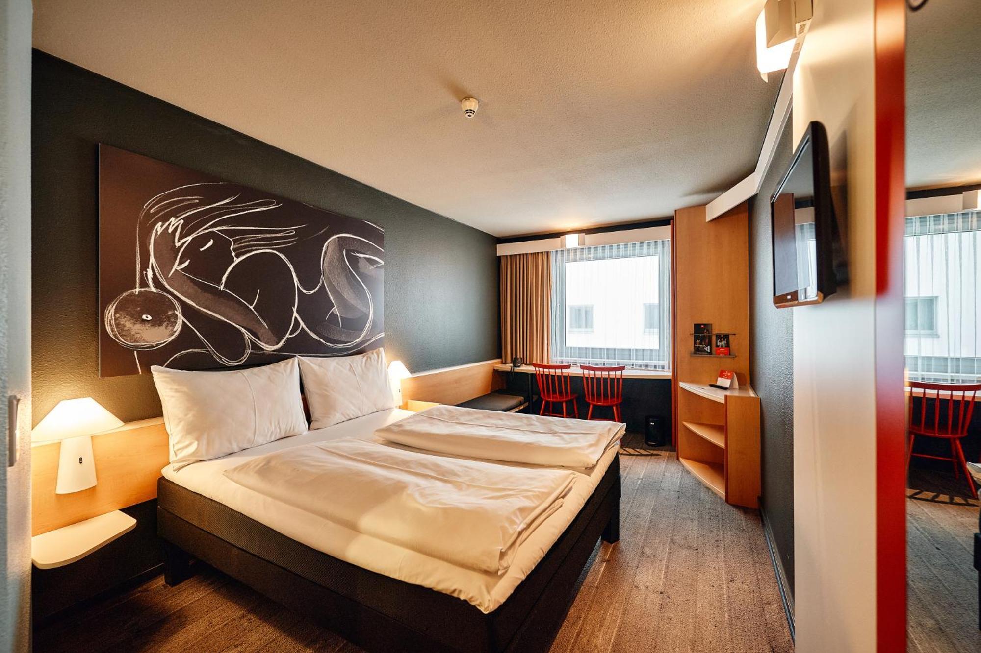 Ibis Hotel 3*