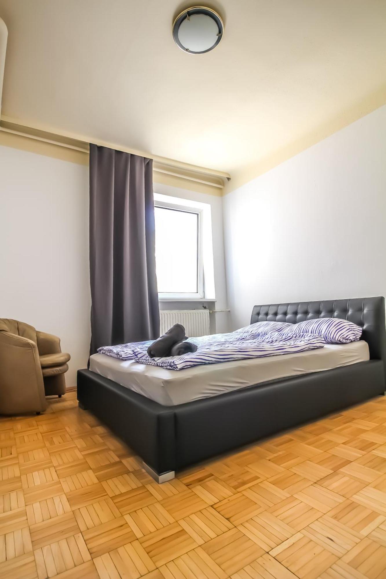 Cozy - U3 Hutteldorferstrasse Homestay *