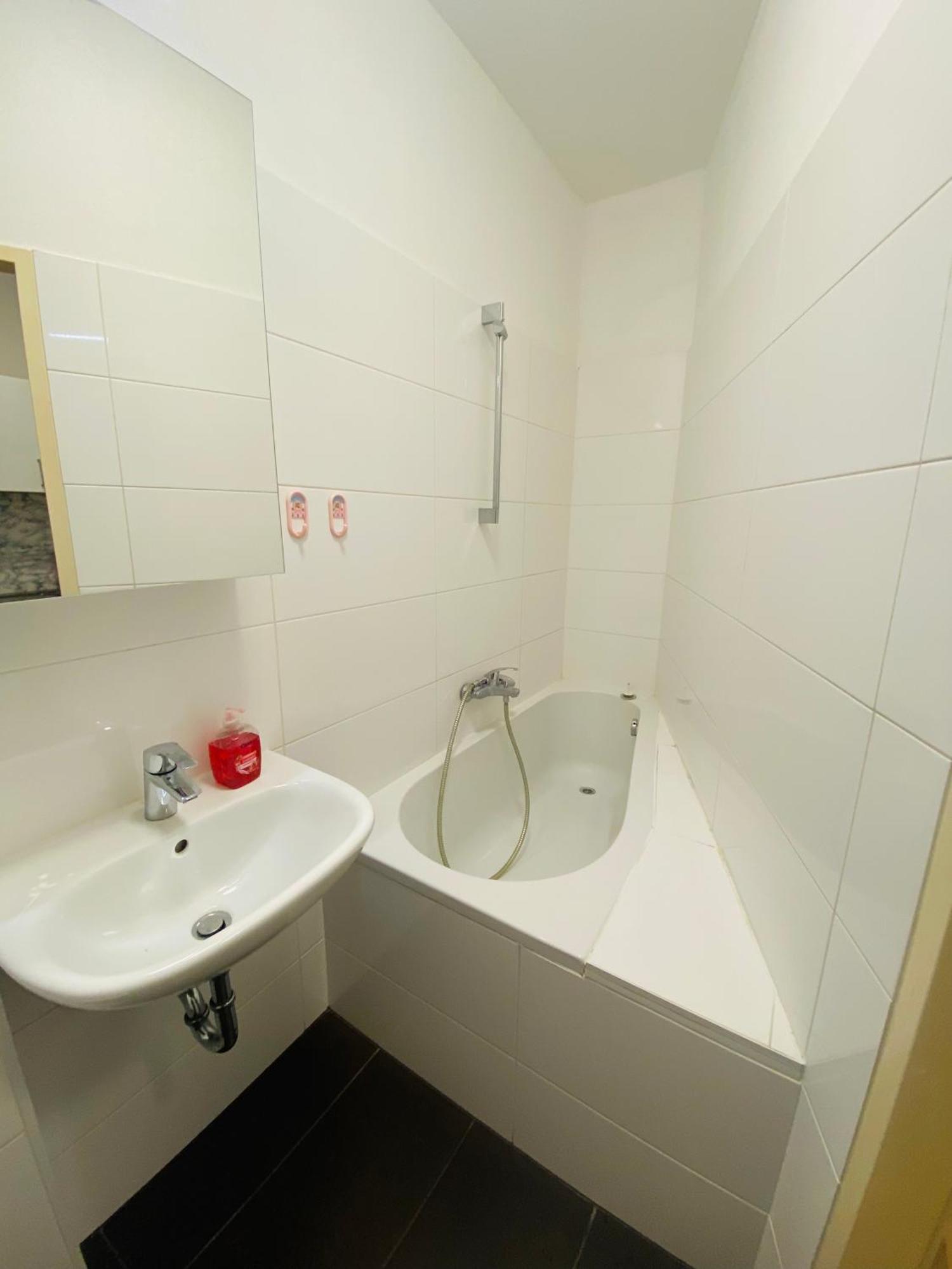 Nicespeckbachergasse 7 *
