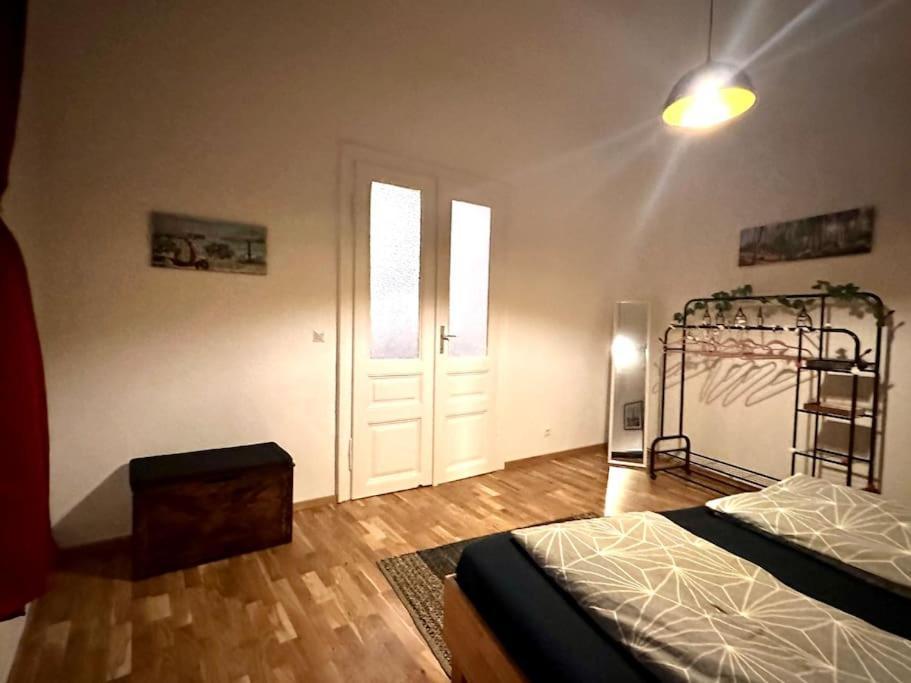 Apartamento Klimatisierter Wiener Altbauflair Im Zentrum Wiens Viena