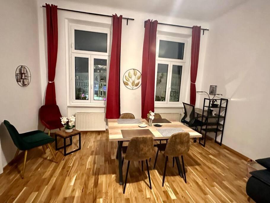 Apartamento Klimatisierter Wiener Altbauflair Im Zentrum Wiens *