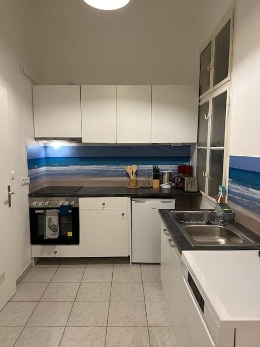 Klimatisierter Wiener Altbauflair Im Zentrum Wiens Apartamento *