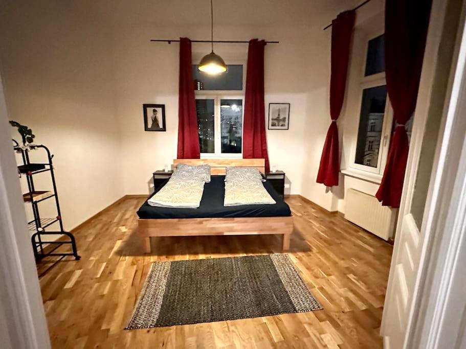 Apartamento Klimatisierter Wiener Altbauflair Im Zentrum Wiens Viena