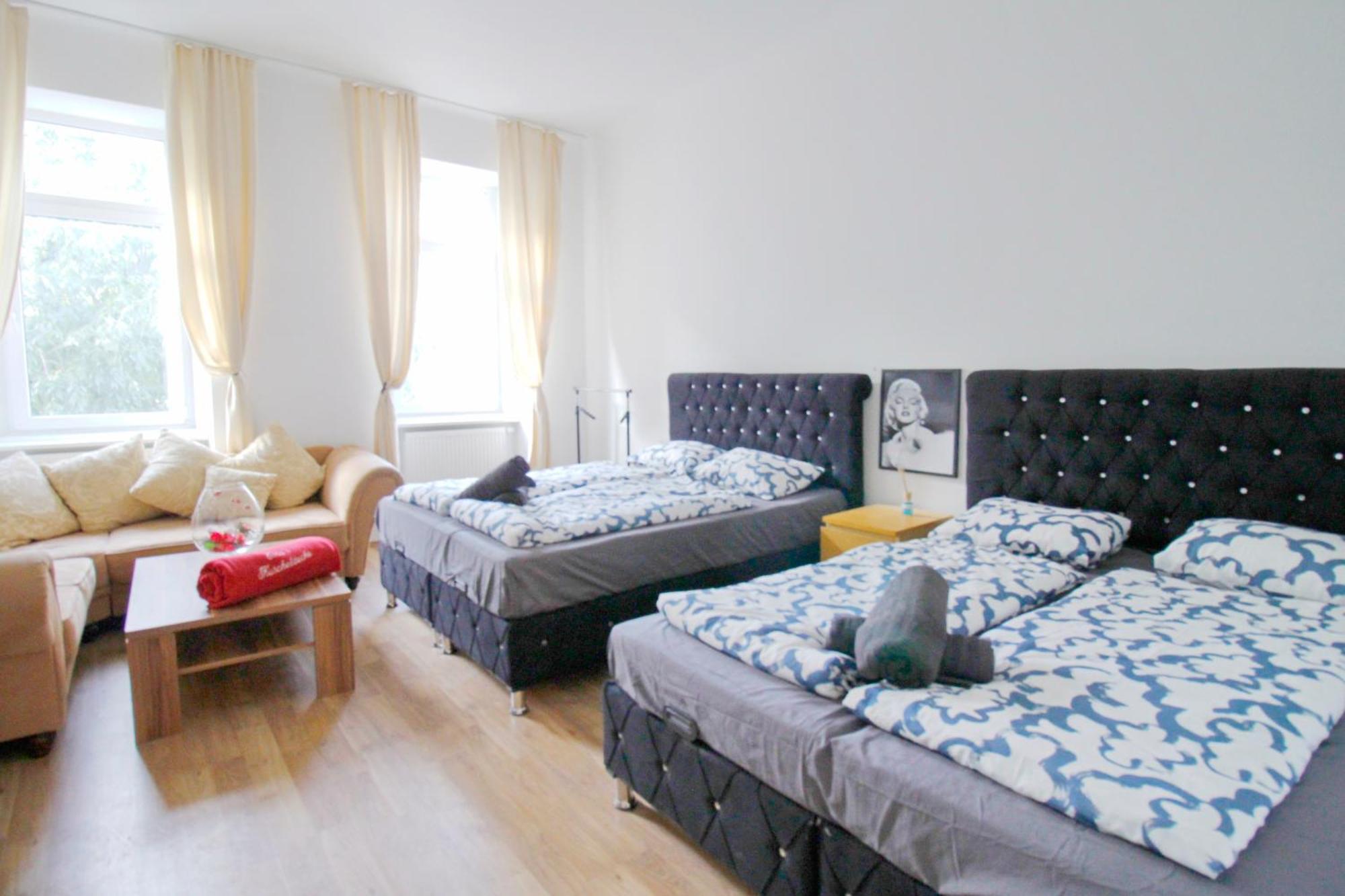 Family In Brigittenau Apartment Vienna