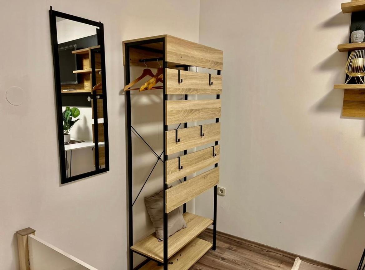 Roomino * Viena