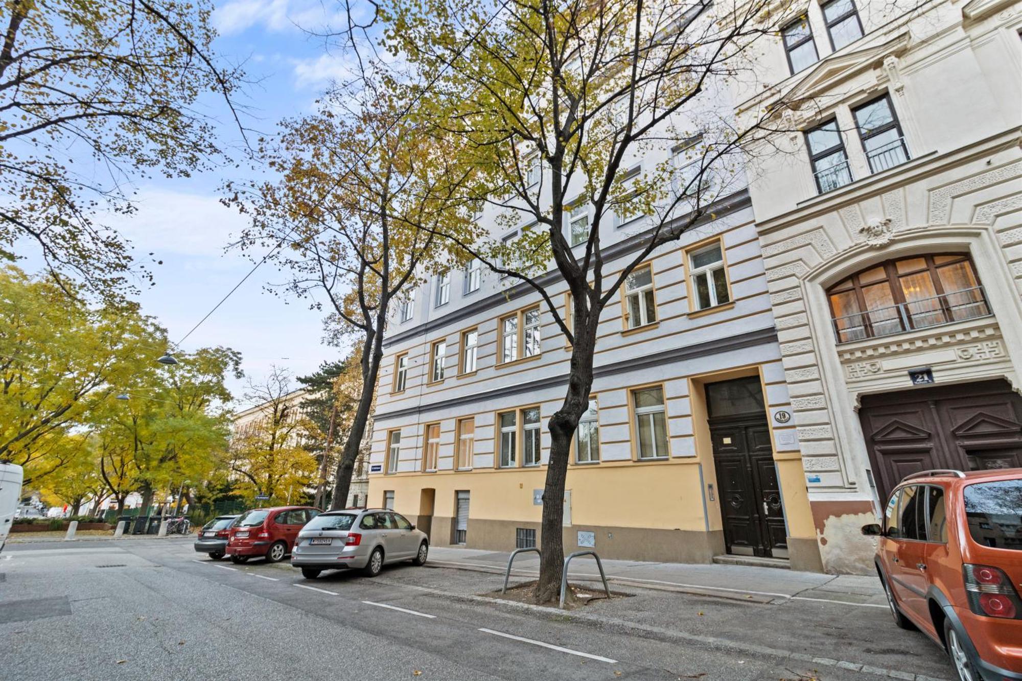 Designer Near Schoenbrunn Apartment