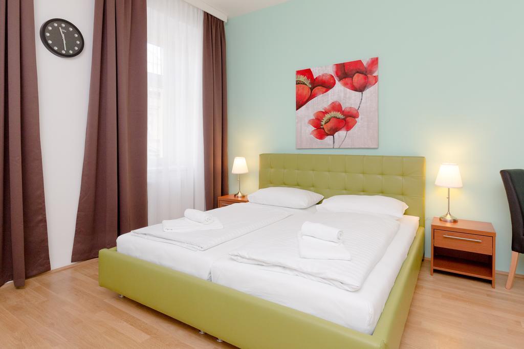 Yourapartment 1030 *