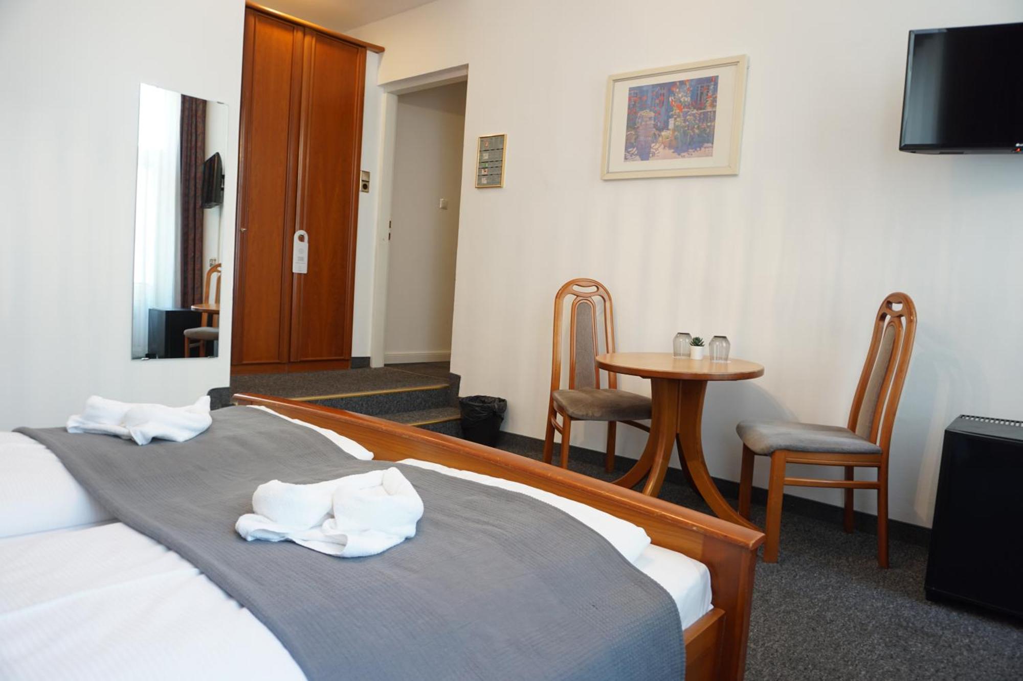 Lumes - Self Check In Guest house 4*