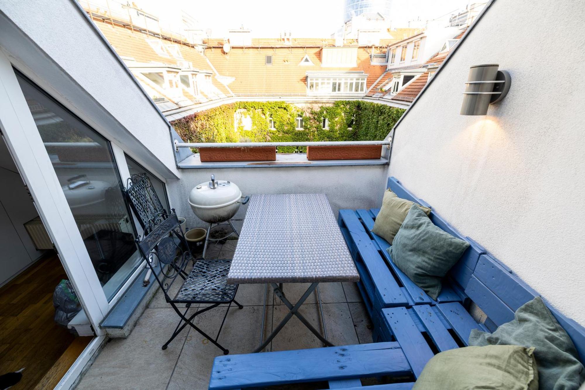 Apartment Luxurious Maisonette At The Heart Of *